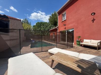 For sale centre ville, commerces,  4 rooms 92 m2 Herault (34140) photo 0