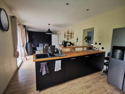 For sale Cusset 4 rooms 85 m2 Allier (03300) photo 2