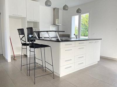 Louer Maison 111 m2 Saint-sauveur-d'aunis