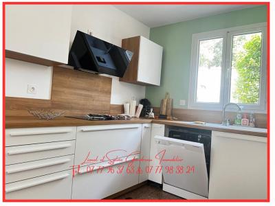 For sale Saint-georges-d'oleron 6 rooms 91 m2 Charente maritime (17190) photo 3