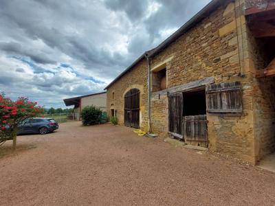 Acheter Maison 143 m2 Saint-laurent-en-brionnais