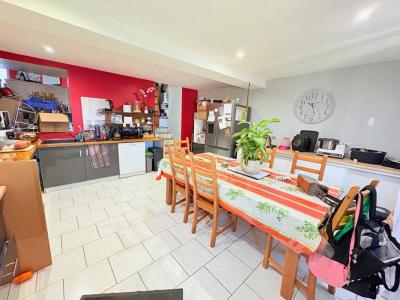 For sale Saint-georges-de-longuepierre 4 rooms 169 m2 Charente maritime (17470) photo 4