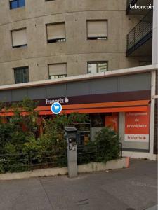 Acheter Local commercial 54 m2 Lyon-7eme-arrondissement