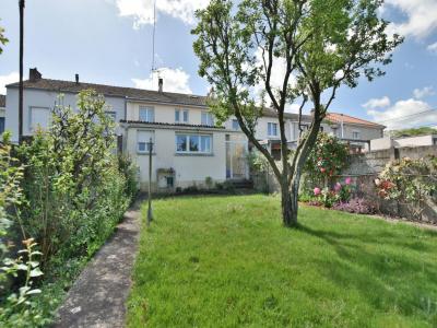 For sale CHOLET DESCARTES 6 rooms 110 m2 Maine et loire (49300) photo 0