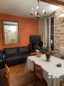 For rent Paris-7eme-arrondissement 3 rooms 30 m2 Paris (75007) photo 0