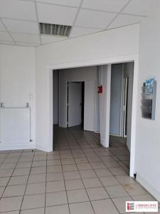 Louer Bureau Rennes 49020 euros