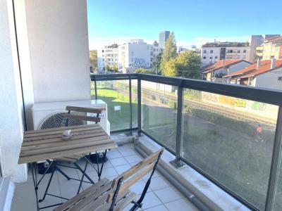 For rent Lyon-3eme-arrondissement 2 rooms 53 m2 Rhone (69003) photo 1