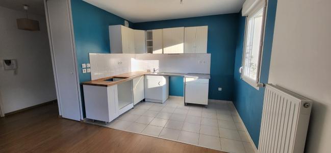 For rent Sautron 3 rooms 65 m2 Loire atlantique (44880) photo 1