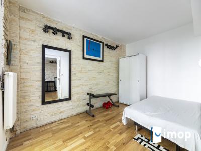 Acheter Appartement Paris-19eme-arrondissement 374000 euros