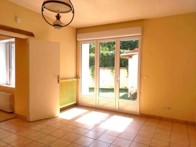 For sale CENTRE BOURG 4 rooms 65 m2 Allier (03360) photo 3