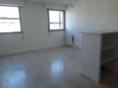 For rent Begles 2 rooms 37 m2 Gironde (33130) photo 1