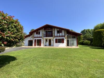 For sale Hasparren 7 rooms 167 m2 Pyrenees atlantiques (64240) photo 0