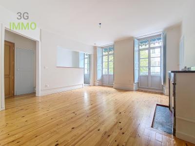 For sale Bagneres-de-luchon 3 rooms 70 m2 Haute garonne (31110) photo 0