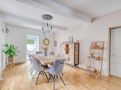 Acheter Maison 201 m2 Saint-laurent-de-mure