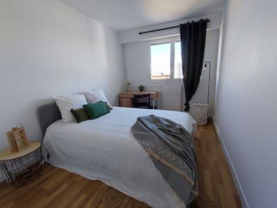 For rent Paris-15eme-arrondissement 4 rooms 19 m2 Paris (75015) photo 0