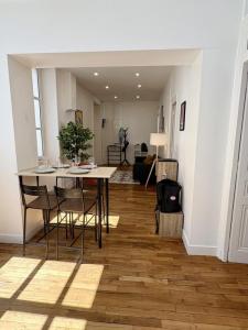 For rent Lyon-1er-arrondissement 5 rooms 26 m2 Rhone (69001) photo 3