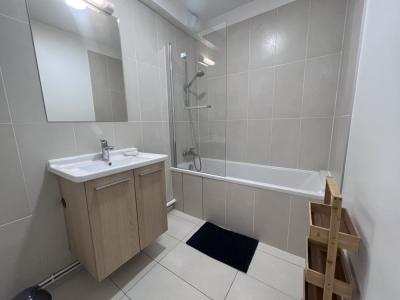 Louer Appartement 26 m2 Courbevoie