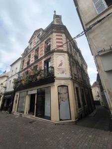 For sale Chateau-thierry 15 rooms 461 m2 Aisne (02400) photo 0