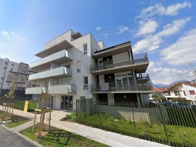 Louer Appartement 64 m2 Echirolles