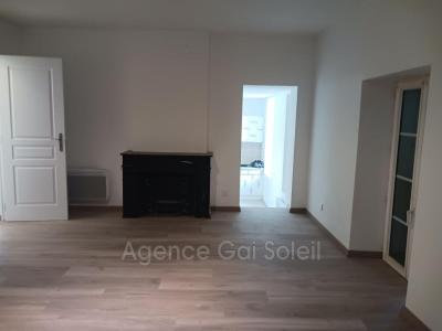 For rent Nissan-lez-enserune 4 rooms 90 m2 Herault (34440) photo 1