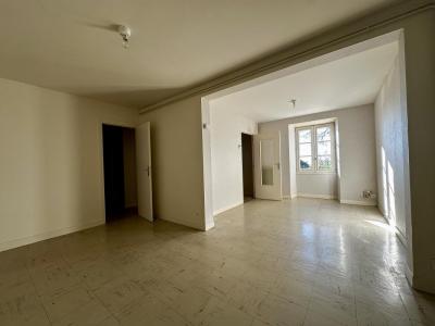 Louer Appartement 74 m2 Saint-solve
