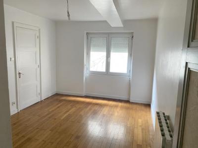 Louer Appartement Montrevel-en-bresse Ain