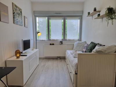 For rent Reims 1 room 30 m2 Marne (51100) photo 0