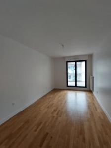 For rent Issy-les-moulineaux 4 rooms 93 m2 Hauts de Seine (92130) photo 3