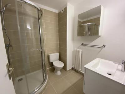 Louer Appartement Saint-laurent-du-var 650 euros