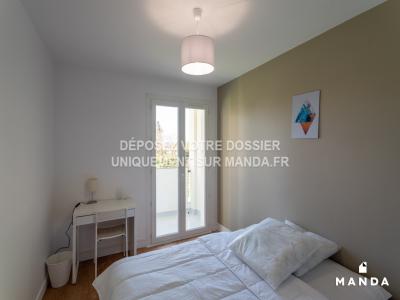 Louer Appartement 9 m2 Talence