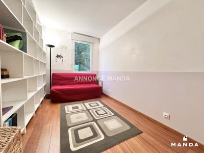 Louer Appartement 11 m2 Villejuif