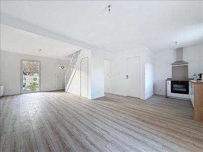 For rent Nemours 4 rooms 90 m2 Seine et marne (77140) photo 0