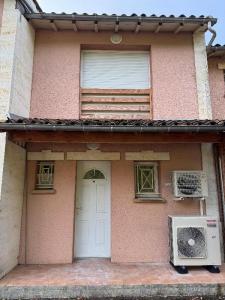 For rent Lugon-et-l'ile-du-carnay 3 rooms 65 m2 Gironde (33240) photo 1