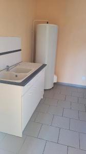 For rent Lamothe-landerron 4 rooms 157 m2 Gironde (33190) photo 4