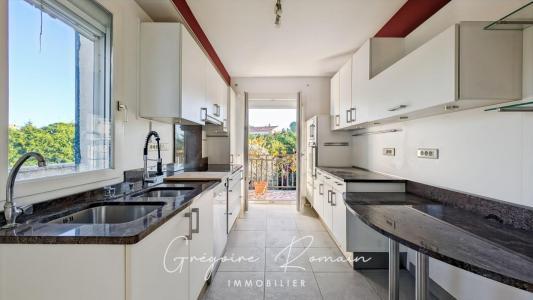 For rent Cornillon-confoux 6 rooms 128 m2 Bouches du Rhone (13250) photo 3