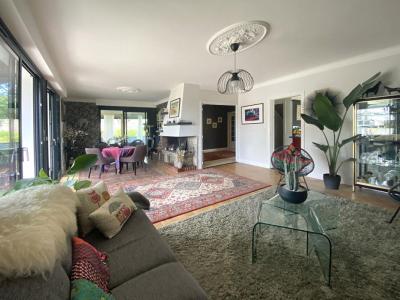 For sale Auray 4 rooms 133 m2 Morbihan (56400) photo 2