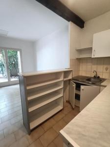 For rent Beziers 3 rooms 55 m2 Herault (34500) photo 4