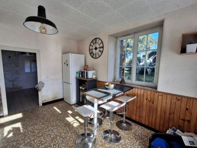 For sale Saint-cyr-des-gats 8 rooms 154 m2 Vendee (85410) photo 2