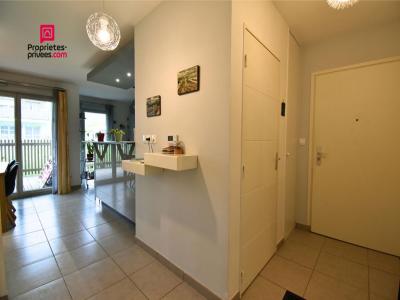 For sale Mions 4 rooms 76 m2 Rhone (69780) photo 2