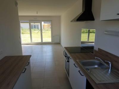 For rent Bailly 4 rooms 82 m2 Oise (60170) photo 0