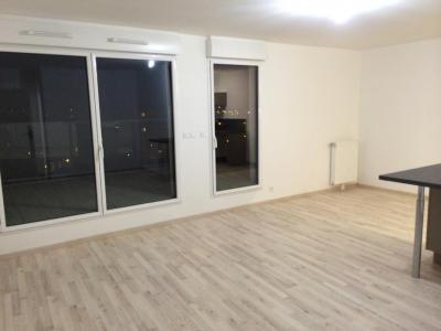 For rent Rennes 3 rooms 67 m2 Ille et vilaine (35000) photo 2