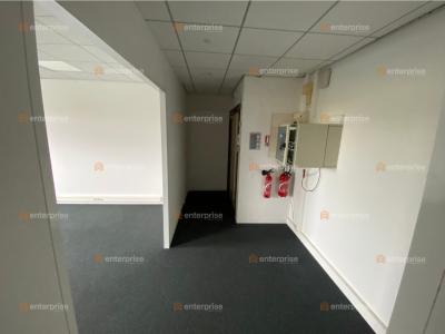 Louer Bureau 333 m2 Loos