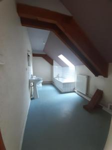 Annonce Location 2 pices Appartement Champagney 70