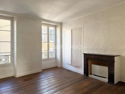 Acheter Immeuble Pau 370000 euros