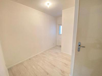 For rent Lunel 1 room 23 m2 Herault (34400) photo 2