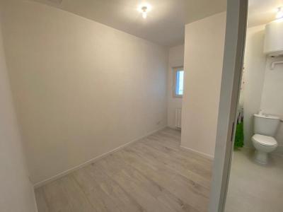 For rent Lunel 1 room 23 m2 Herault (34400) photo 3
