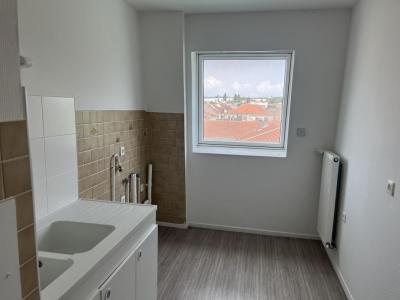 Louer Appartement 72 m2 Faulquemont