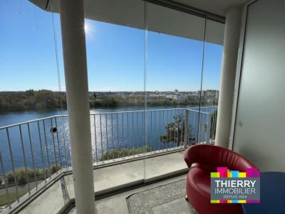 For sale Nantes 2 rooms 49 m2 Loire atlantique (44000) photo 0