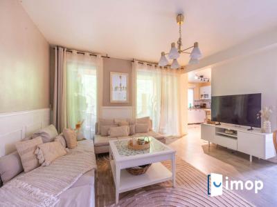 For sale Stains 3 rooms 69 m2 Seine saint denis (93240) photo 0