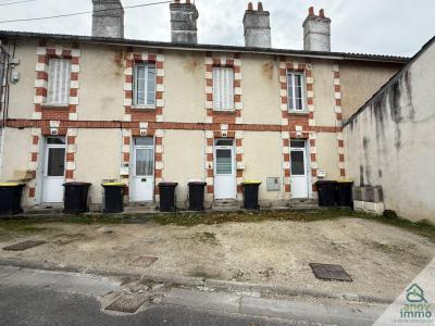 Acheter Immeuble Touvre 180000 euros